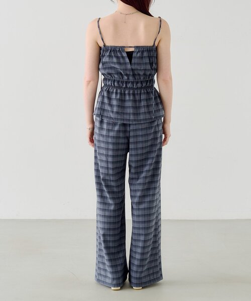 Kastane(カスタネ)の「【低身長サイズ/2サイズ展開】チェックギャザーサロペット(サロペット/オーバーオール・レディース・ブラック/サックスブルー・0/1)」の12枚目の写真