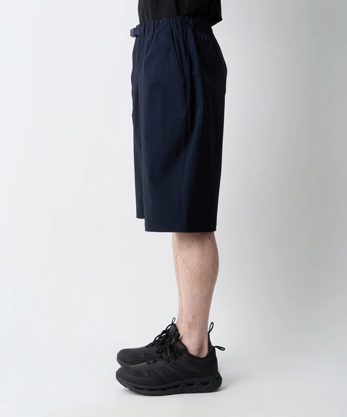 WHITE MOUNTAINEERING（ホワイトマウンテニアリング）の「【White Mountaineering/ホワイトマウンテニアリング】×Dickies WIDE SHORT PANTS（その他パンツ・メンズ・ブラック/ネイビー・1/2）」の3枚目の写真