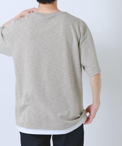 ITEMS URBANRESEARCH(アイテムズ アーバンリサーチ)の「『吸水速乾/UVカット』接触冷感 フェイクレイヤー半袖トップス(Tシャツ/カットソー・メンズ・チャコールグレー/ベージュ系その他/ライトカーキ・LARGE/MEDIUM)」の16枚目の写真