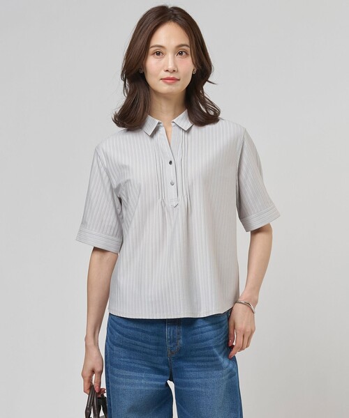 J.PRESS Ladies(J.プレス レディス)の「ドライコットン ストライプ ポロ カットソー(Tシャツ/カットソー・レディース・サックスブルー系1/ライトグレー系1・SMALL)」の1枚目の写真