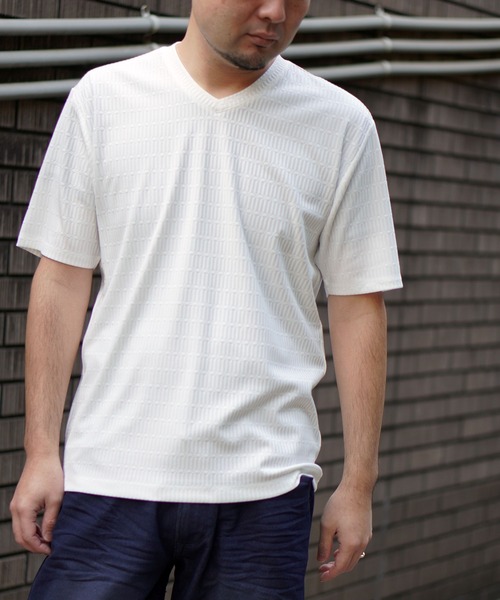 HIDEAWAYS NICOLE(ハイダウェイニコル)の「リンクスジャカードアラカルトVネックプルオーバー(Tシャツ/カットソー・メンズ・ブラック/ホワイト/その他3/その他2・L/XL/M)」の21枚目の写真