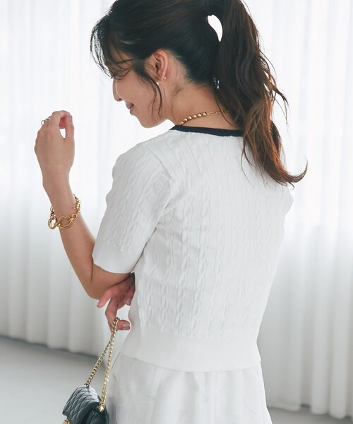 La boutique BonBon（ラブティックボンボン）の「【シリーズ累計お気に入り数1.5万突破！接触冷感・UVカット】クールタッチケーブル半袖ニットカーディガン（ニット/セーター・レディース・ネイビー/ホワイト/サックスブルー/ホワイト系その他2・FREE）」の15枚目の写真