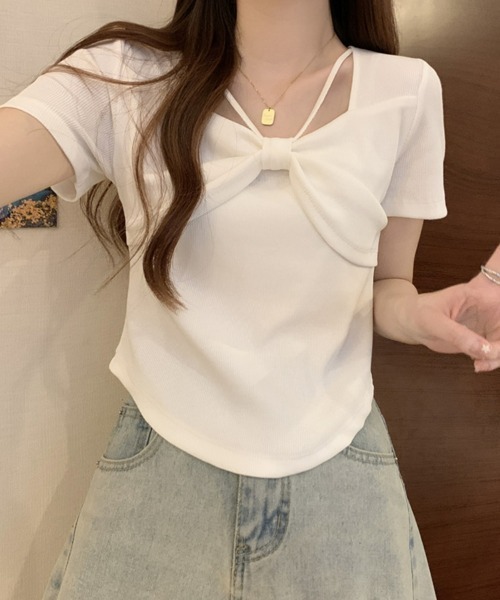 SEU(エスイーユー)の「フロントリボン ストラップデザイン コンパクトTシャツ 大人 きれいめカジュアル オフィスカジュアル レディース韓国風(ニット/セーター・レディース・ホワイト/ピンク/ブラック・フリー)」の2枚目の写真