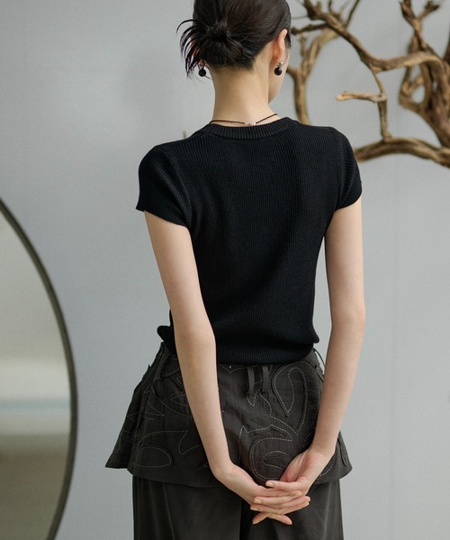 LAULEN（ローレン）の「french sleeve soft rib tops /ソフトリブフレンチスリーブトップス（Tシャツ/カットソー・レディース・オートミール/ミント/チャコールグレー/アイボリー/ブラック・FREE）」の9枚目の写真