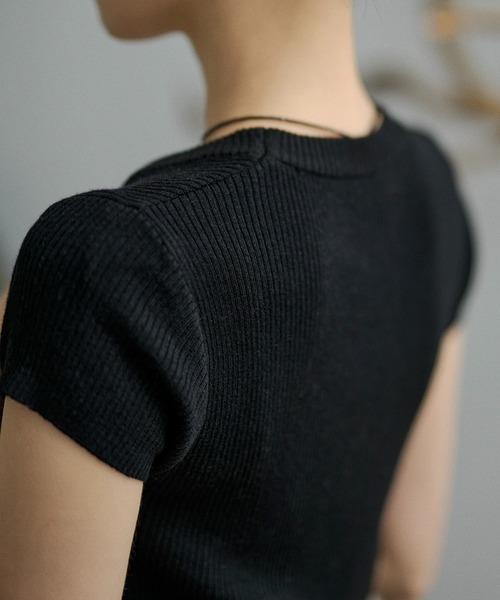 LAULEN（ローレン）の「french sleeve soft rib tops /ソフトリブフレンチスリーブトップス（Tシャツ/カットソー・レディース・オートミール/ミント/チャコールグレー/アイボリー/ブラック・FREE）」の19枚目の写真