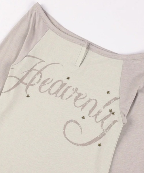 FANCY CLUB(ファンシークラブ)の「【FANCY CLUB】HEAVENLY OFF-SHOULDER LONG SLEEVE / 【ファンシークラブ】ヘブンリーオフショルダー長袖Tシャツ(Tシャツ/カットソー・レディース・ベージュ/チャコール・ONE SIZE)」の21枚目の写真