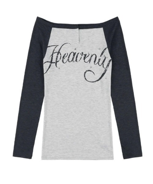FANCY CLUB(ファンシークラブ)の「【FANCY CLUB】HEAVENLY OFF-SHOULDER LONG SLEEVE / 【ファンシークラブ】ヘブンリーオフショルダー長袖Tシャツ(Tシャツ/カットソー・レディース・ベージュ/チャコール・ONE SIZE)」の9枚目の写真