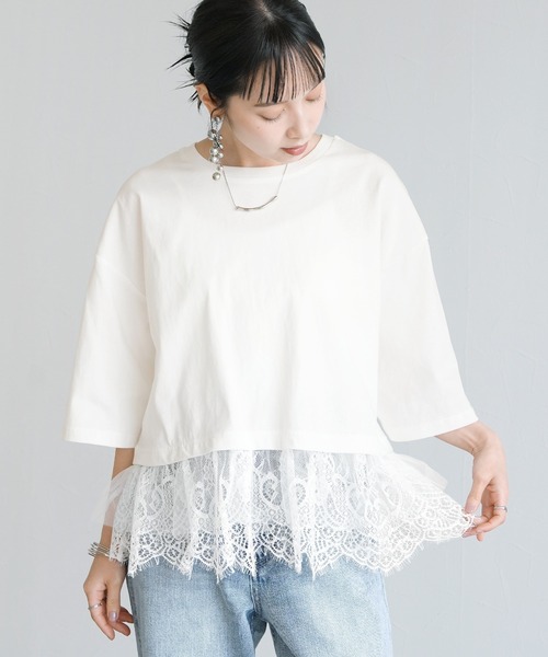 Yeoun(ヨウン)の「裾レースTシャツ(Tシャツ/カットソー・レディース・ブラック/オフホワイト・FREE)」の1枚目の写真