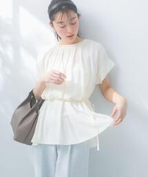 URBAN RESEARCH ROSSO WOMEN（アーバンリサーチ　ロッソ）の「『一部WEB限定カラー』タックデザインブラウス（シャツ/ブラウス・レディース）」