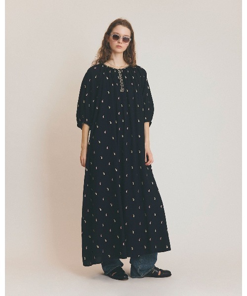 THE SHINZONE(ザ シンゾーン)の「PAISLEY EMBROIDERED DRESS 26MMSOP02(ワンピース・レディース・ブラック・FREE)」の2枚目の写真