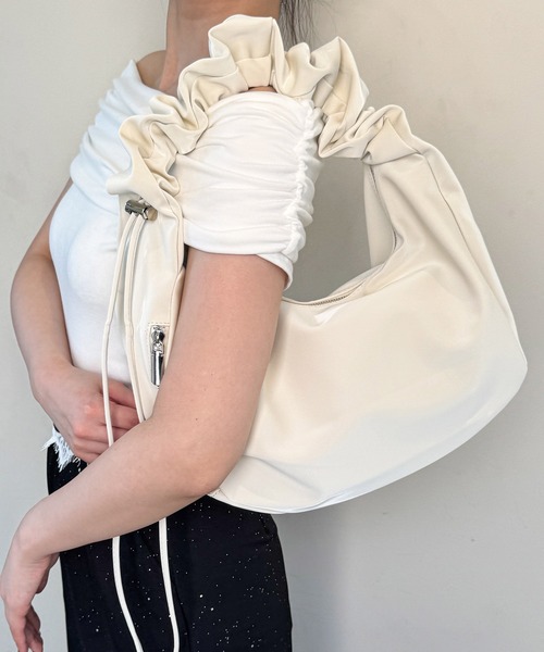 frunco（フランコ）の「ギャザーショルダーBAG（ショルダーバッグ・レディース・ブルー/ブラック/ピンク/ホワイト・FREE）」の13枚目の写真