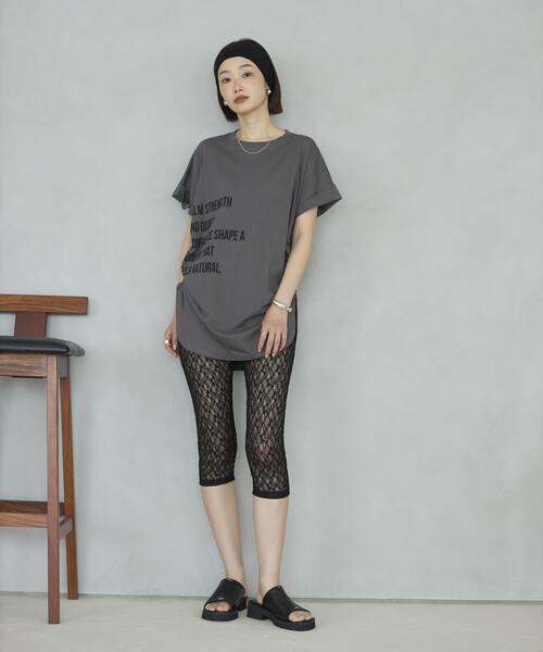 Firsthand(ファーストハンド)の「Firsthand/ファーストハンド オーガニックコットン シャーリングロゴ Tシャツ(Tシャツ/カットソー・レディース・チャコールグレー/ブラウン/ホワイト・FREE)」の7枚目の写真