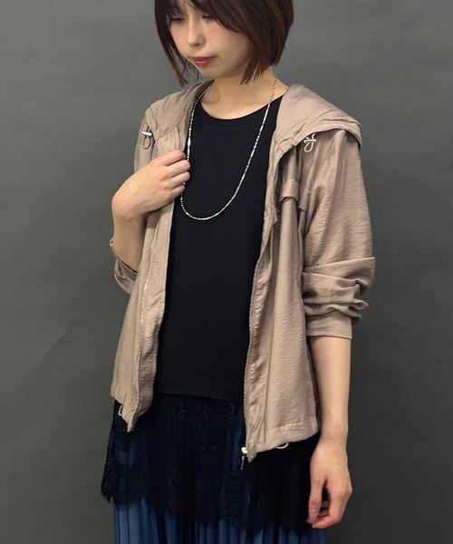 NICOLE white(ニコルホワイト)の「シアーパーカー(その他アウター・レディース・カーキ/ブラック/オフホワイト/ベージュ/ネイビー・FREE)」の4枚目の写真