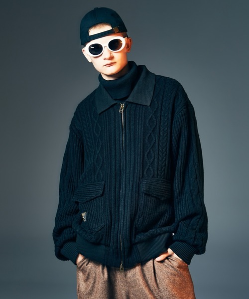 glamb(グラム)の「Knit A-2 Jacket / ニットA-2ジャケット(ニット/セーター・メンズ・ブラック/マルチ・S/M/L)」の2枚目の写真