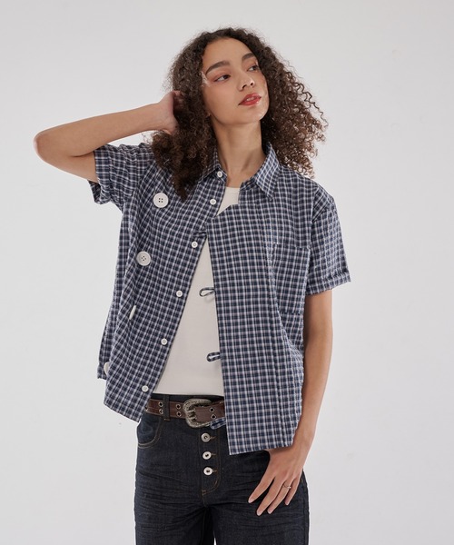 WISH FOR EVER(ウィッシュフォーエバー)の「ASYMMETRY BIG BUTTON SHIRT/アシンメトリービッグボタンシャツ(シャツ/ブラウス・メンズ・ネイビー/ブラック/パープル・SMALL/MEDIUM/LARGE)」の2枚目の写真