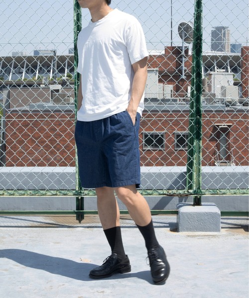 UNIVERSAL OVERALL(ユニバーサルオーバーオール)の「UNIVERSAL OVERALL / CHILLPAN SHORTS / デニムショーツ(その他パンツ・メンズ・ブルー/ネイビー・L/M)」の1枚目の写真