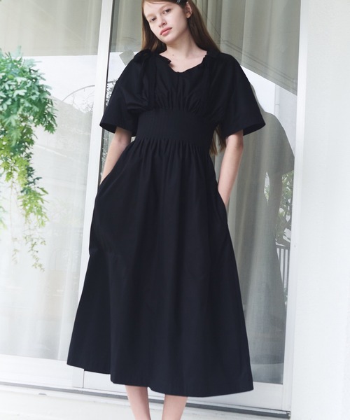 LE CIEL BLEU(ルシェルブルー)の「ラウンドフォームドレス / Round Form Dress(ワンピース・レディース・ブラック・36)」の3枚目の写真