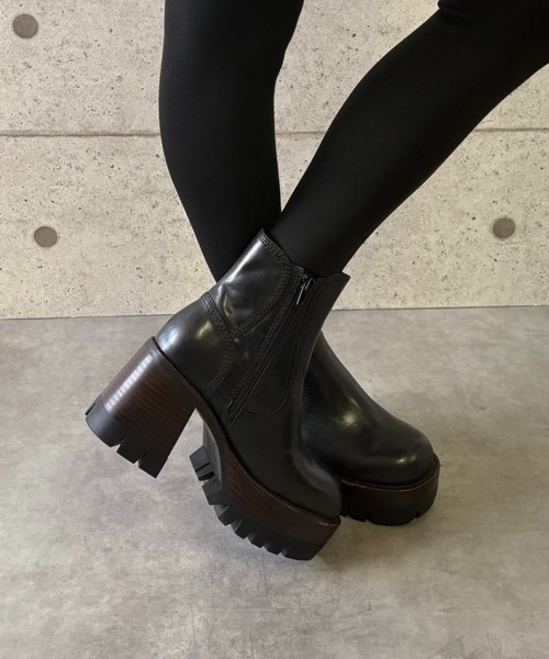 Jeffrey Campbell（ジェフリーキャンベル）の「ボリュームソール サイドゴアショートブーツ（ブーツ・レディース・ブラック・37/36/39/38）」の8枚目の写真