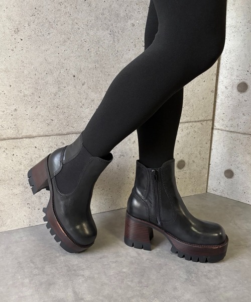 Jeffrey Campbell（ジェフリーキャンベル）の「ボリュームソール サイドゴアショートブーツ（ブーツ・レディース・ブラック・37/36/39/38）」の9枚目の写真