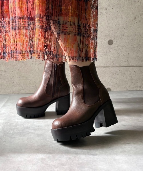 ボリュームソール サイドゴアショートブーツ Jeffrey Campbell