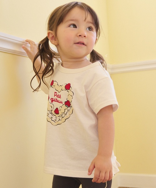 petit main(プティマイン)の「【プティプラ/WEB先行】GIRLS 半袖Tシャツ(Tシャツ/カットソー・キッズ・アイボリー/カラフル/オレンジ/ネイビー/ライトピンク/ライトグリーン/レッド/ブラック/ライトブルー/ラベンダー・120cm/130cm/110cm/80cm/90cm/100cm)」の2枚目の写真