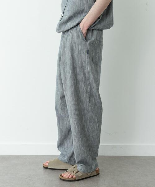 URBAN RESEARCH Sonny Label(アーバンリサーチサニーレーベル)の「ミニ千鳥格子イージーワイドパンツ(その他パンツ・メンズ・ブラック/ネイビー・MEDIUM/LARGE)」の20枚目の写真
