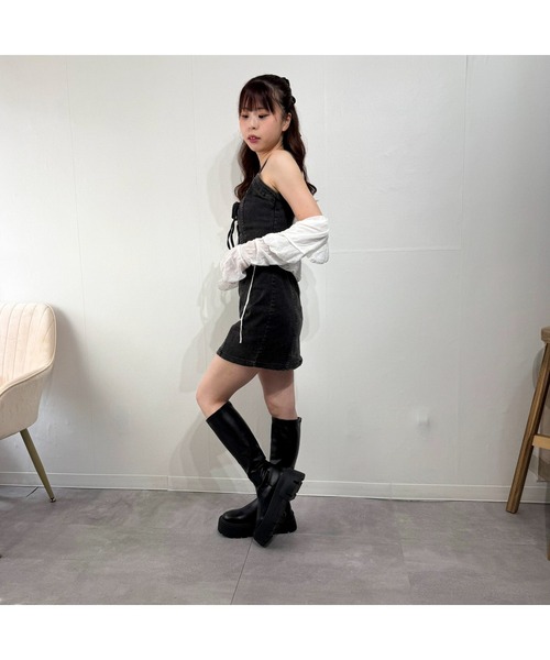 marcydorn(マーシードルン)の「レースアップフロント×タイトシルエットデニムワンピース(ワンピース・レディース・ブラック・ONE SIZE)」の5枚目の写真
