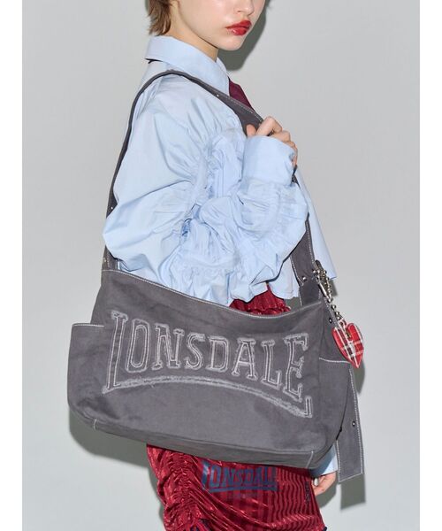 jouetie(ジュエティ)の「【LONSDALE×jouetie】スタッズショルダーBAG(ショルダーバッグ・レディース・ブラック/ブラウン・FREE)」の6枚目の写真
