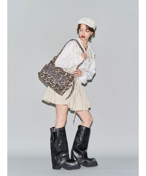 jouetie(ジュエティ)の「【LONSDALE×jouetie】スタッズショルダーBAG(ショルダーバッグ・レディース・ブラック/ブラウン・FREE)」の15枚目の写真