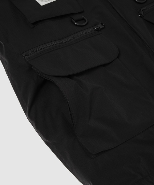 JUNYA WATANABE MAN(ジュンヤワタナベマン)の「Stussy × SPIEWAK TRIPLE NAME TECH JACKET(ブルゾン・メンズ・ブラック・L/M/S/XS/XL)」の2枚目の写真