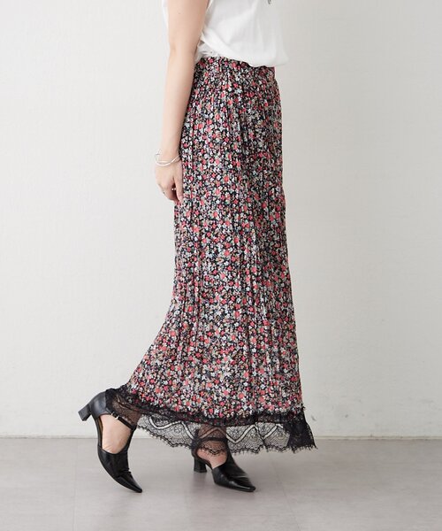Remind me and forever(リマインドミーアンドフォーエバー)の「【@kana__18s】小花裾レースロングスカート(スカート・レディース・ブラウン/ブラック・FREE)」の13枚目の写真