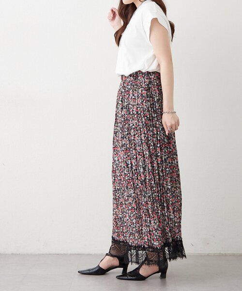 Remind me and forever(リマインドミーアンドフォーエバー)の「【@kana__18s】小花裾レースロングスカート(スカート・レディース・ブラウン/ブラック・FREE)」の15枚目の写真
