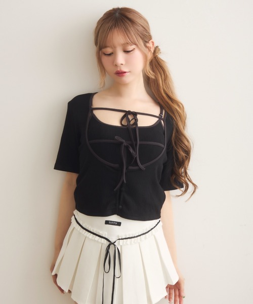TITTY&CO.（ティティーアンドコー）の「ダブルリボンキャミセットトップス（Tシャツ/カットソー・レディース・ベージュ/ブラック・FREE）」の18枚目の写真