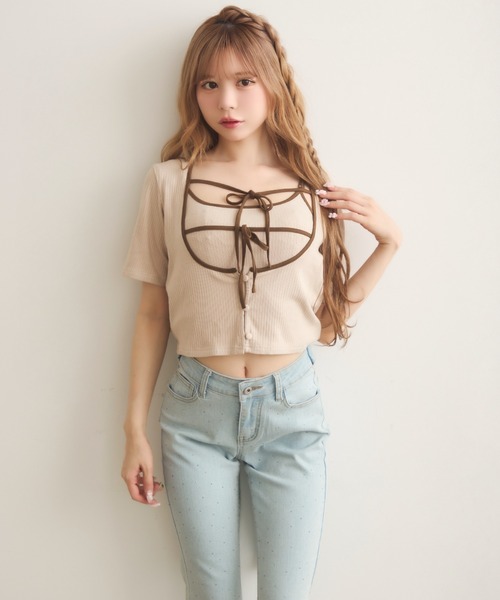 TITTY&CO.（ティティーアンドコー）の「ダブルリボンキャミセットトップス（Tシャツ/カットソー・レディース・ベージュ/ブラック・FREE）」の13枚目の写真