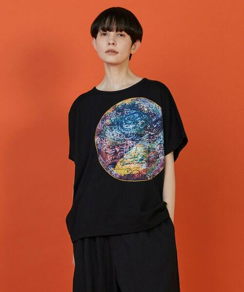 FRAPBOIS(フラボア)の「SYU-T2 Tシャツ(Tシャツ/カットソー・レディース・ホワイト/ブラック・1)」の2枚目の写真