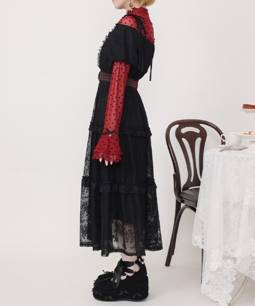 axes femme POETIQUE（アクシーズファムポエティック）の「ショルダーリボン総レースワンピース（ワンピース・レディース・ホワイト/ブラック・MEDIUM）」の7枚目の写真