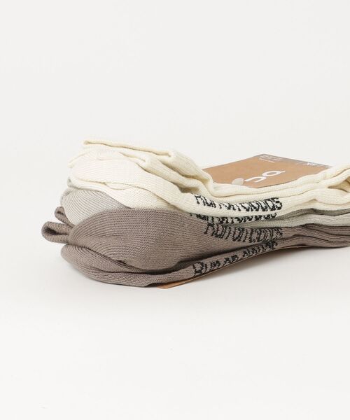 On（オン）の「On/オン　Logo Sock High 3P（ソックス/靴下・メンズ・アイボリー/ホワイト/ブラック・2/1）」の4枚目の写真