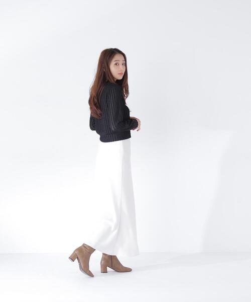 NATURAL BEAUTY BASIC(ナチュラルビューティーベーシック)の「ミニフリルカットカーディガン(カーディガン/ボレロ・レディース・ブラック/オフホワイト/レッド・フリ-)」の4枚目の写真