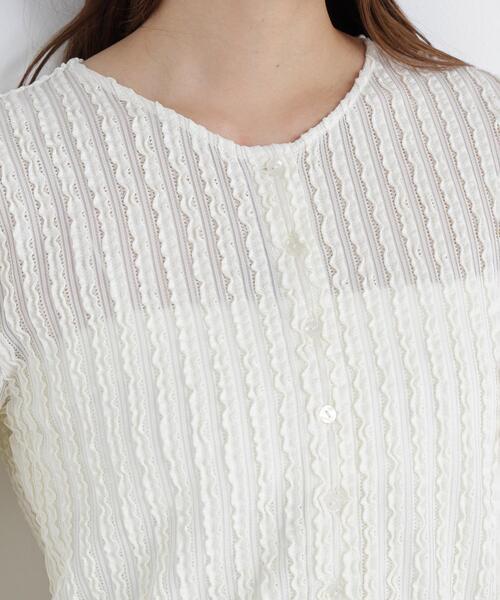 NATURAL BEAUTY BASIC(ナチュラルビューティーベーシック)の「ミニフリルカットカーディガン(カーディガン/ボレロ・レディース・ブラック/オフホワイト/レッド・フリ-)」の16枚目の写真
