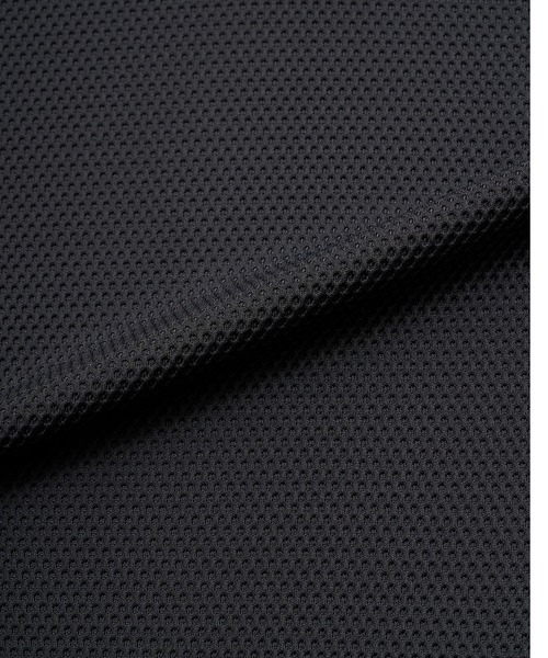 和ROBE(ワローブ)の「2026夏 WAROBE / JUBAN TEE TECH MESH(Tシャツ/カットソー・メンズ・ブルー系/ブラック・2/3)」の3枚目の写真