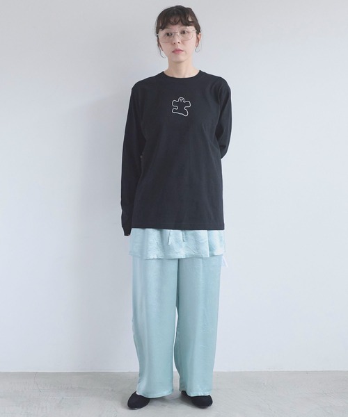 I am I in fact...（アイアムアイインファクト）の「ID LON-TEE（Tシャツ/カットソー・レディース・ブラック/ホワイト・FREE）」の4枚目の写真