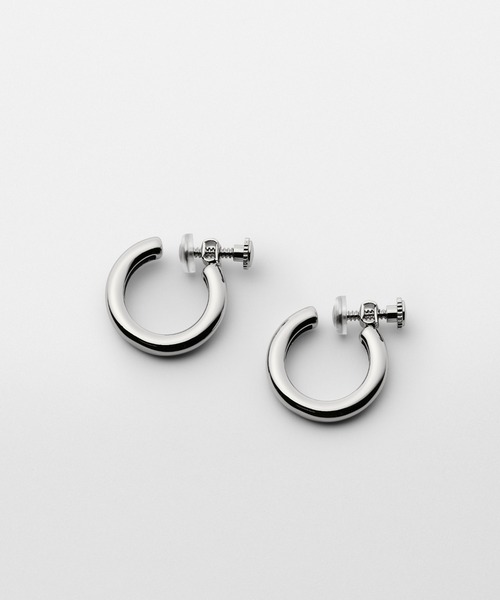 UNITED JEWELS-ef-(ユナイテッドジュエルズイフ)の「Hoop Earrings(イヤリング・レディース・シルバー/イエローゴールド・FREE)」の2枚目の写真