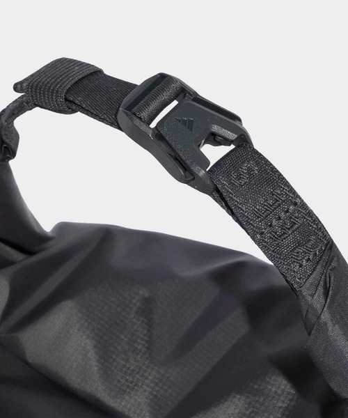 adidas(アディダス)の「DRY BAG / アディダス adidas(ショルダーバッグ・メンズ・グレー・FREE)」の5枚目の写真