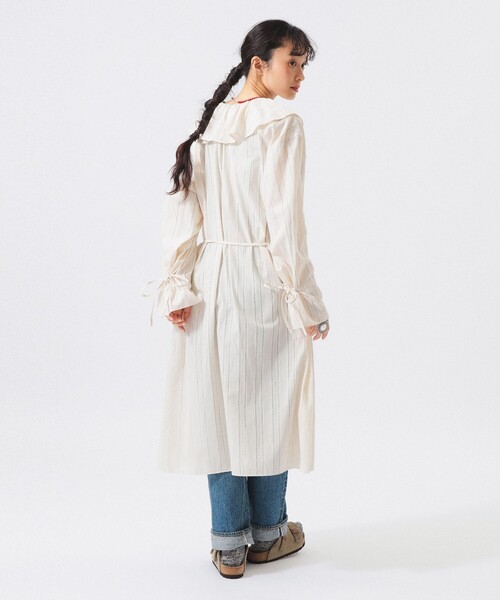 BEAMS BOY(ビームスボーイ)の「ドビー ストライプ ワンピース(ワンピース・レディース・オフホワイト/ブラック・0/1/2)」の5枚目の写真