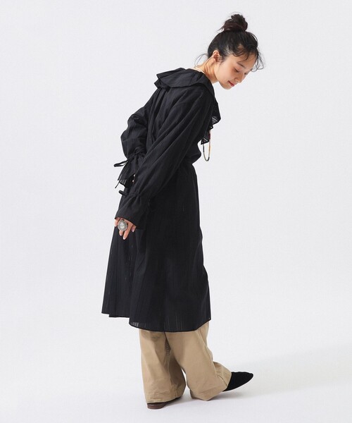 BEAMS BOY(ビームスボーイ)の「ドビー ストライプ ワンピース(ワンピース・レディース・オフホワイト/ブラック・0/1/2)」の7枚目の写真