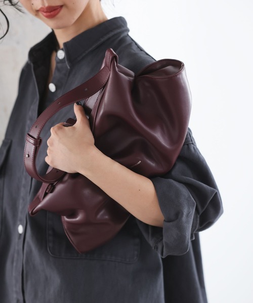 ADD CULUMN(アドカラム)の「【ADD CULUMN】<別注>DENT SHLD S(ハンドバッグ・レディース・ボルドー・フリー)」の2枚目の写真