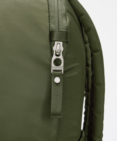 pacsafe（パックセーフ）の「pacsafe/パックセーフ W 10L backpack/バックパック（バックパック/リュック・レディース・オリーブ・FREE）」の11枚目の写真