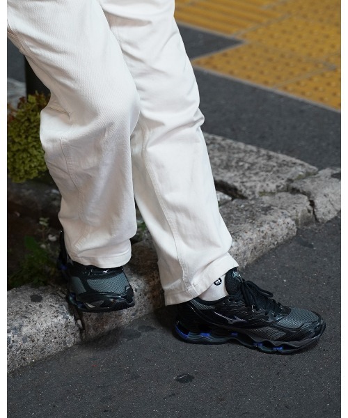 MIZUNO（ミズノ　）の「MIZUNO WAVE PROPHECY LS -KICKS LAB. EXCLUSIVE- / ミズノ ウエーブ プロフェシー LS / D1GA333712（スニーカー・メンズ・ブラック・27.5cm/28cm/28.5cm/29cm/25cm/25.5cm/26cm/26.5cm/27cm）」の16枚目の写真
