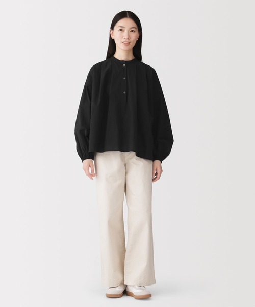 無印良品(ムジルシリョウヒン)の「婦人 まっすぐ仕立てたブラウス(シャツ/ブラウス・レディース・ホワイト/ブラック/ダークネイビー・S-M/L-XL)」の11枚目の写真