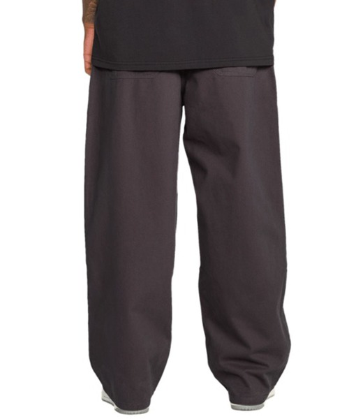 VOLCOM(ボルコム)の「VOLCOM メンズ CHILLOW PLEAT EW PANT ロングパンツ 【2026年秋冬モデル】/ボルコムウエストゴムバギーパンツ(その他パンツ・メンズ・グレー系その他・MEDIUM/LARGE/X-LARGE)」の4枚目の写真